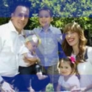 Meet your Posher, Yael